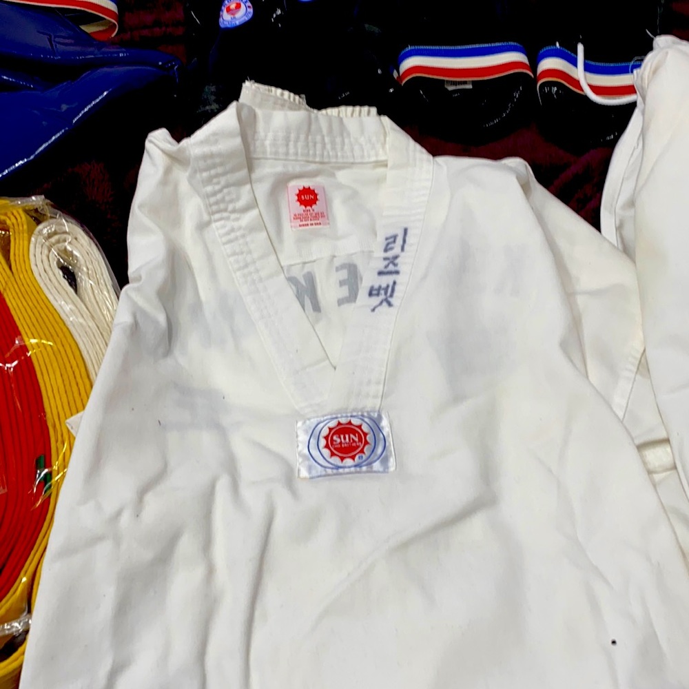 Tae Kwon Do gear and equipment, like new Size 4